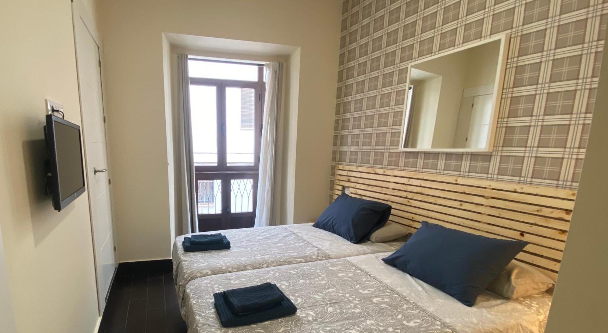 Aym Places Maestranza Apartman Sevilla Szoba fotó